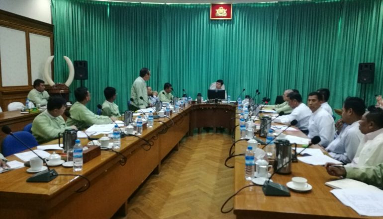 ပို႔ကုန္မဟာဗ်ဴဟာအေကာင္အထည္ေဖာ္ေရး ေကာ္မတီအစည္းအေ၀းတက္ေရာက္ျခင္း